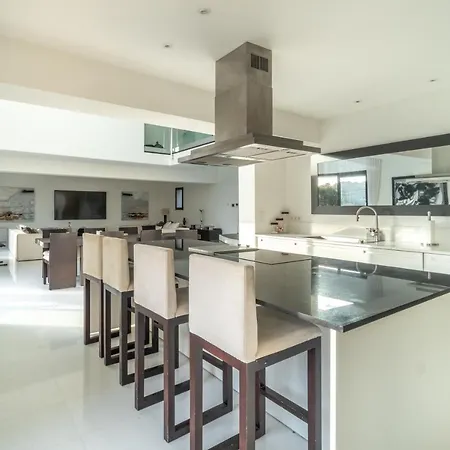 Villa 9m Of Center, Cannes High Luxe Mila 6bdrooms Heated Pool Sauna Cinema Fitness