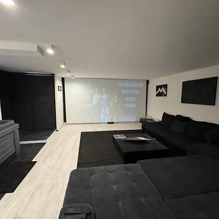 9m Of Center, Cannes High Luxe Mila 6bdrooms Heated Pool Sauna Cinema Fitness * Vallauris