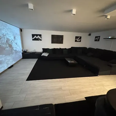 9m Of Center, Cannes High Luxe Mila 6bdrooms Heated Pool Sauna Cinema Fitness Villa